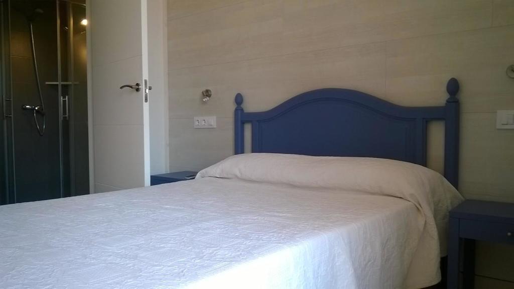 Hostal Paris Ciutadella Ciutadella  Rum bild