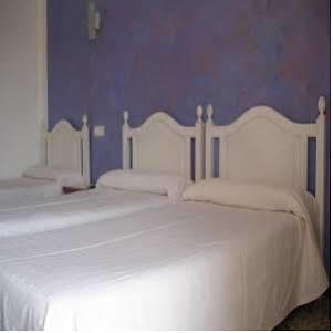 Hostal Paris Ciutadella Ciutadella  Exteriör bild