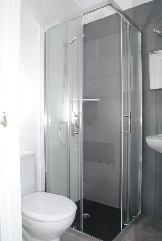 Hostal Paris Ciutadella Ciutadella  Rum bild